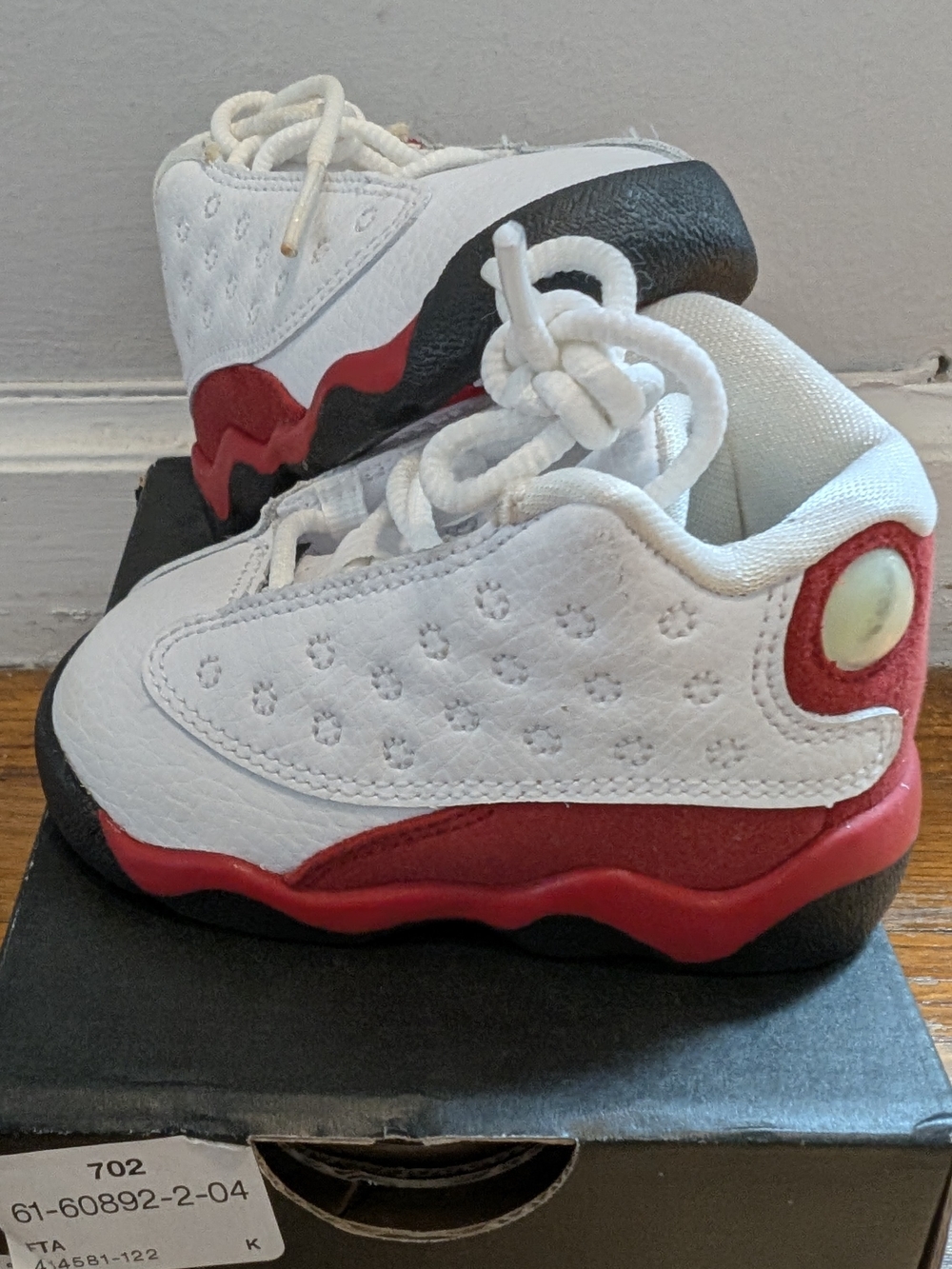 Jordan Toddler Retro 13 Size 4C White/Red/Black sneaker NWT